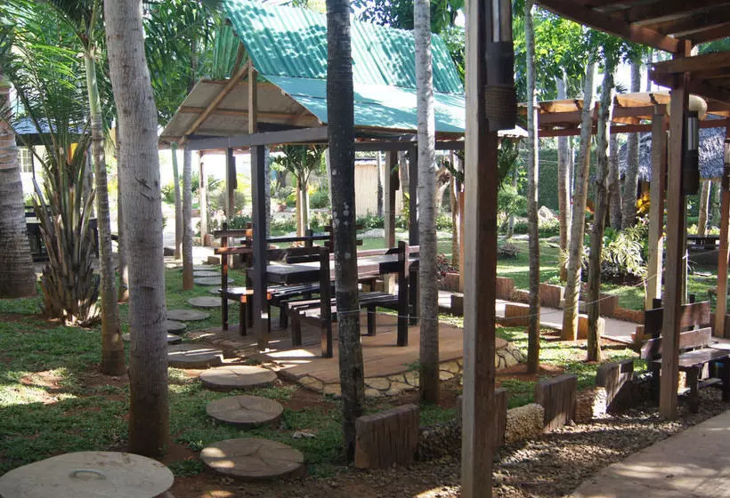 اقامتگاه Althea's Place Palawan