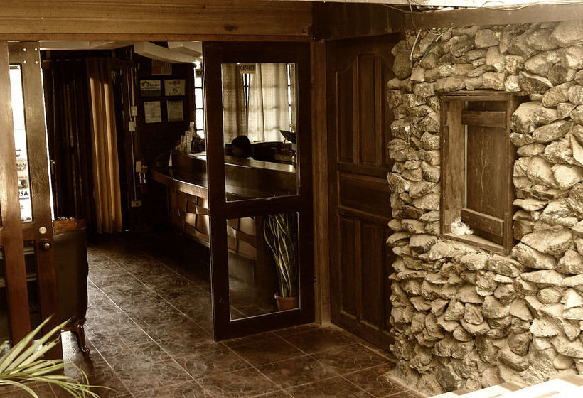 דירת נופש Althea's Place Palawan