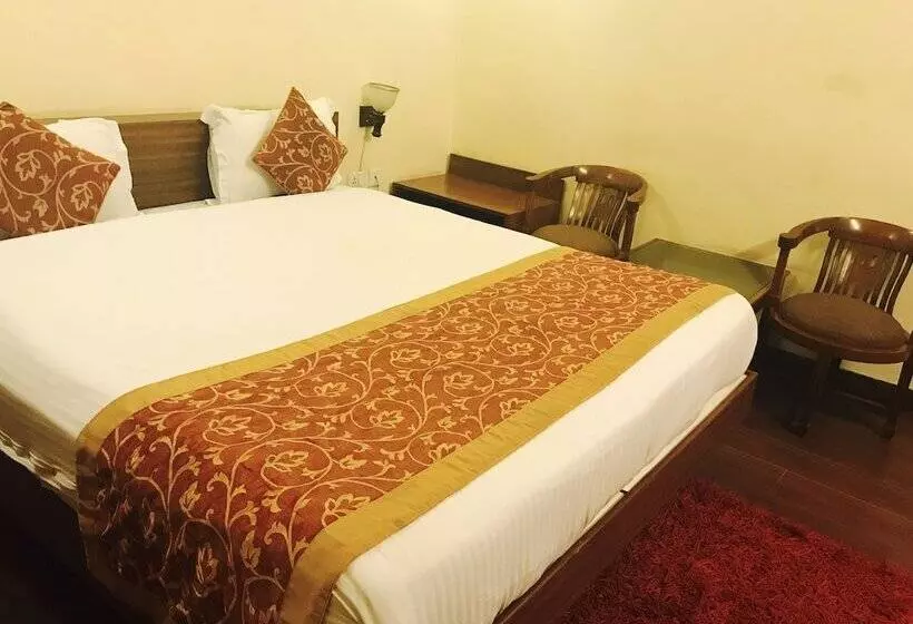 Skylink Suites Bed & Breakfast