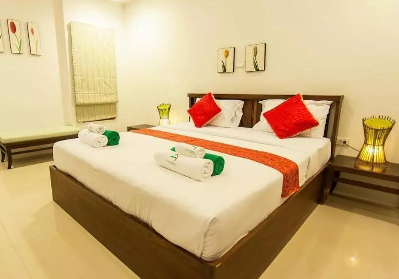 The Green Beach Resort