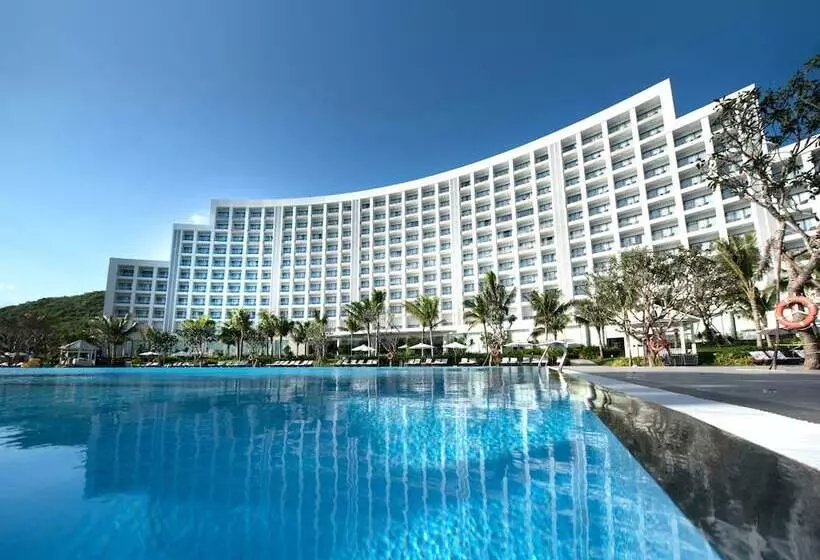 Vinpearl Resort & Spa Nha Trang Bay