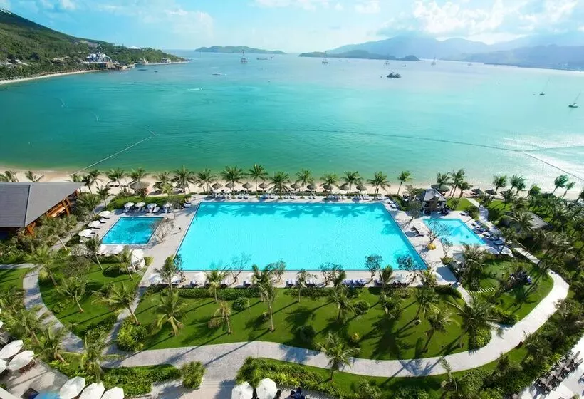 Vinpearl Resort & Spa Nha Trang Bay