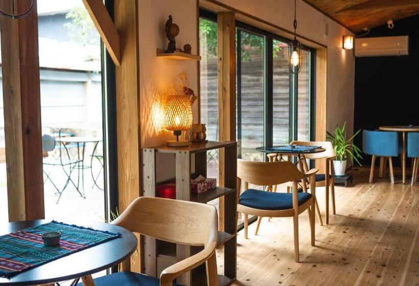 Albergue Next Chapter Guesthouse Kito