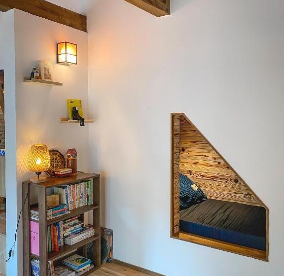 Albergue Next Chapter Guesthouse Kito