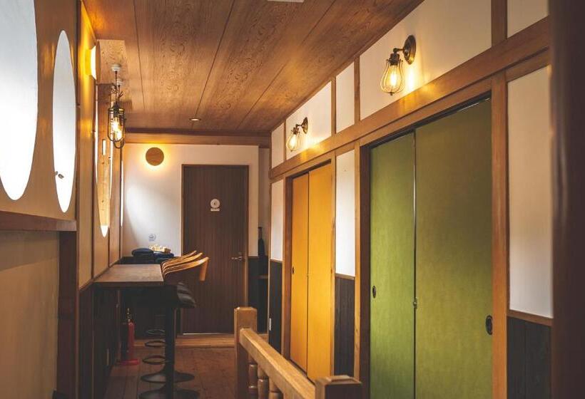 Albergue Next Chapter Guesthouse Kito