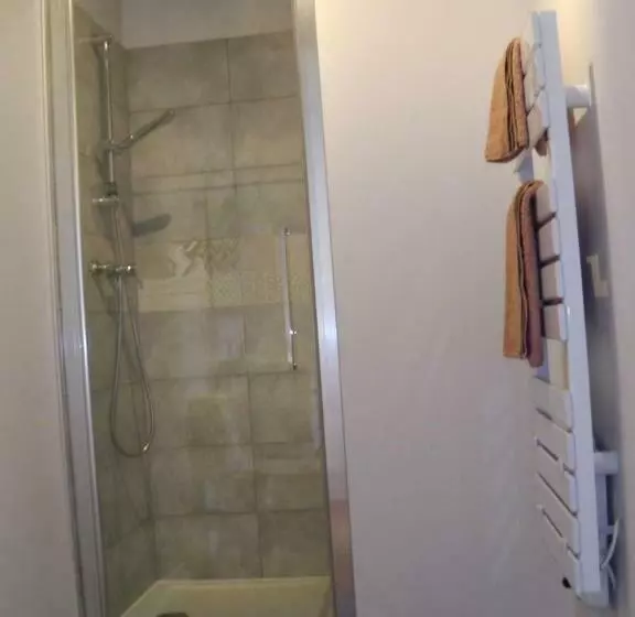 ベッドアンドブレックファースト Aux Vieux Fours