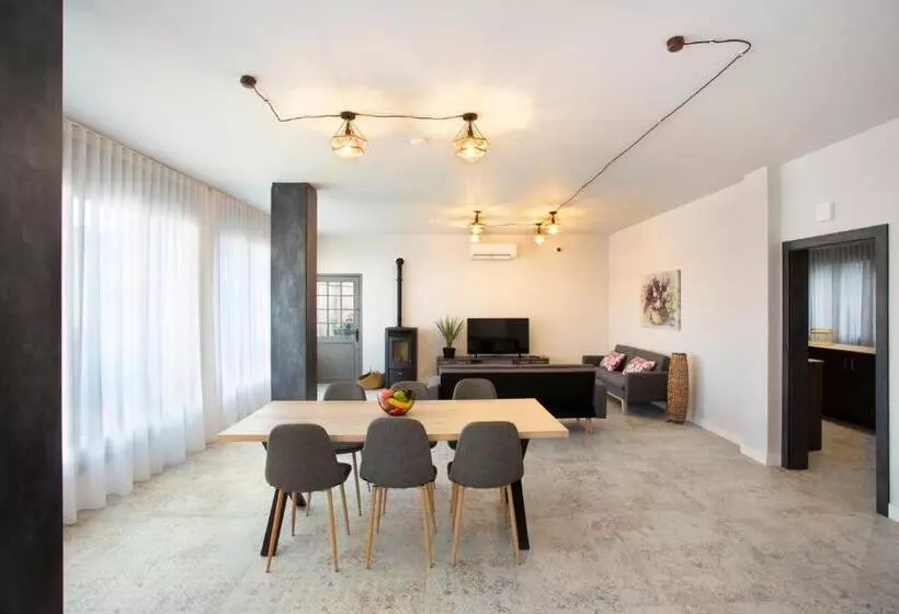 ホテル Espai Vidrà