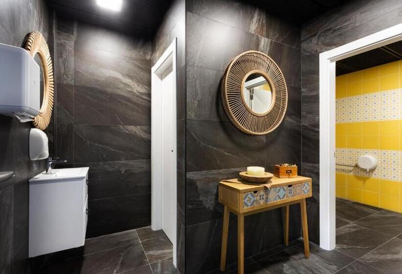 Отель Espai Vidrà