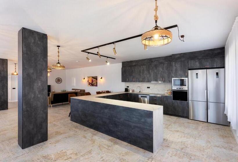 Отель Espai Vidrà