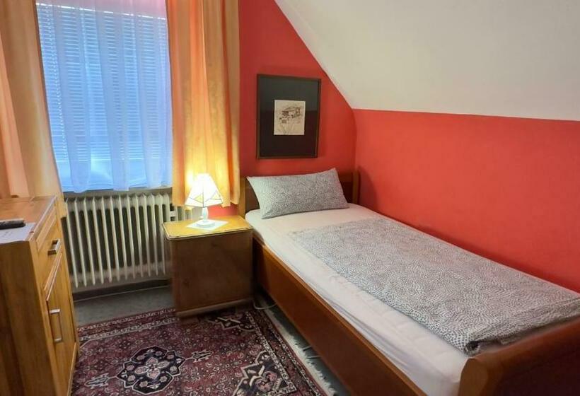 Отель Garni Bad Café Bad Niedernau