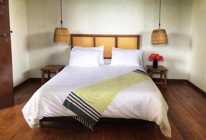 Hotel Hacienda La Mesa   Coffee Farm