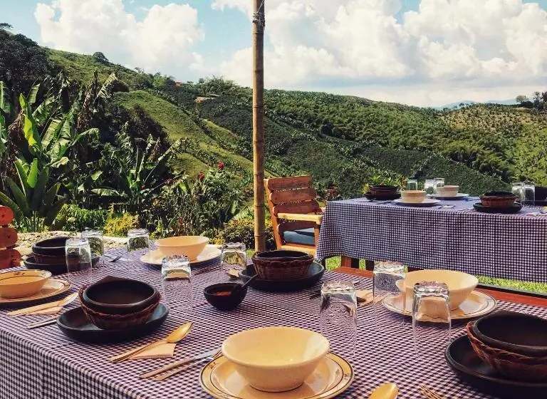 Hotelli Hacienda La Mesa Coffee Farm