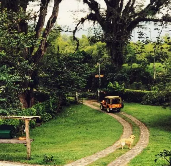 Hotelli Hacienda La Mesa Coffee Farm