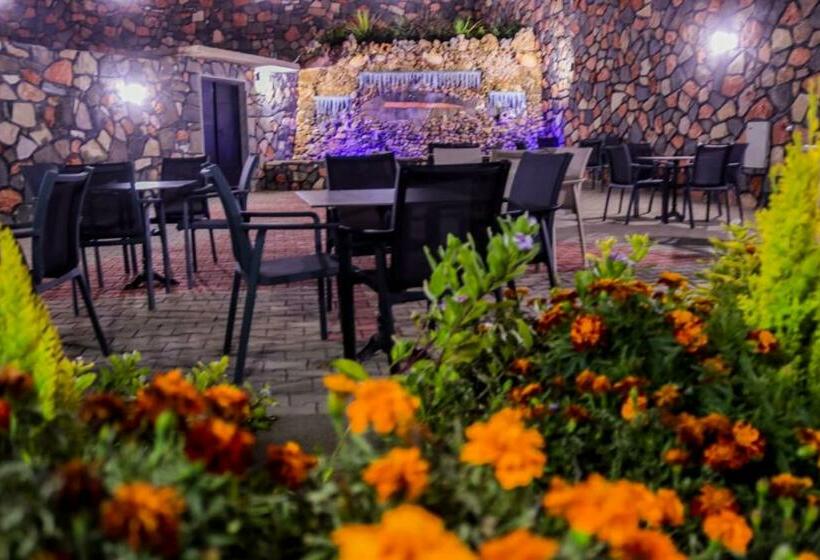 فندق Hôtel Les Truites