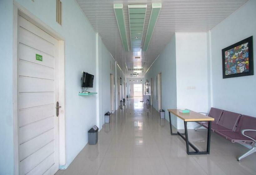 Hotel Reddoorz Syariah Near Pantai Bali Abdya Blang Pidie