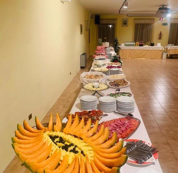 ホテル Roccaporena & Margherita