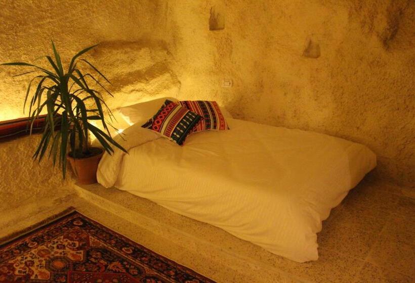 پانسیون 7 Caves