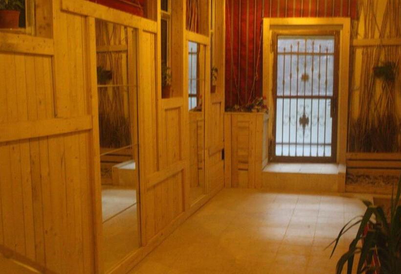 پانسیون 7 Caves