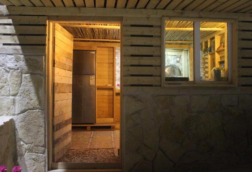 پانسیون 7 Caves