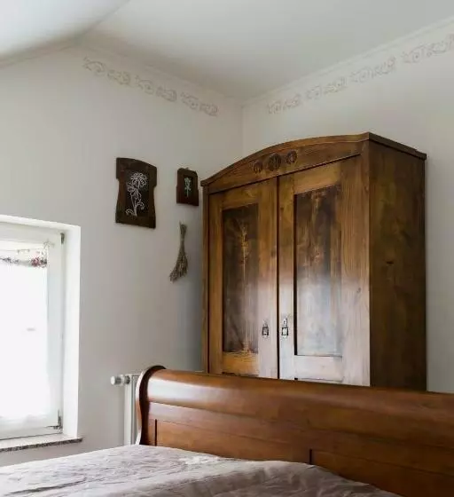 پانسیون Guesthouse & Apartments Pri Stani