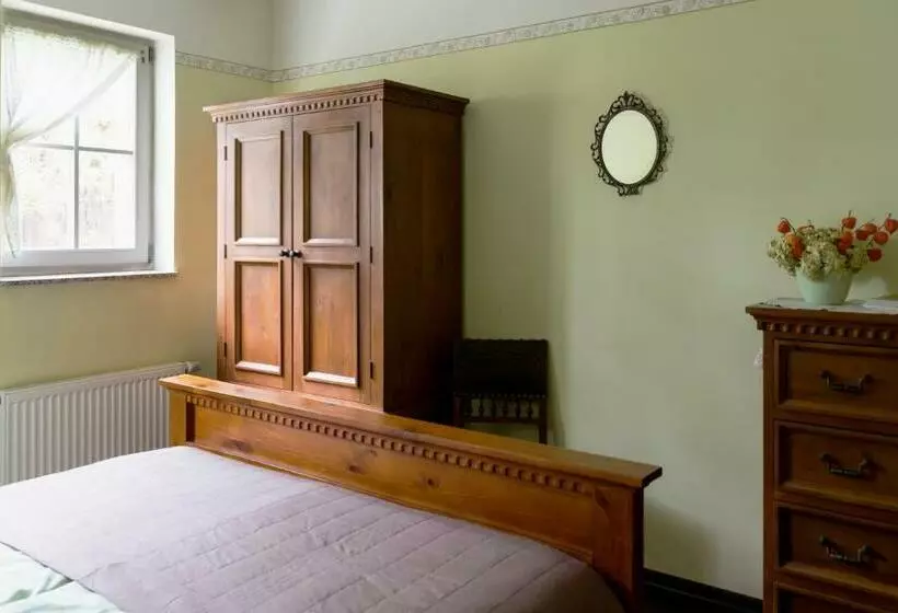 پانسیون Guesthouse & Apartments Pri Stani