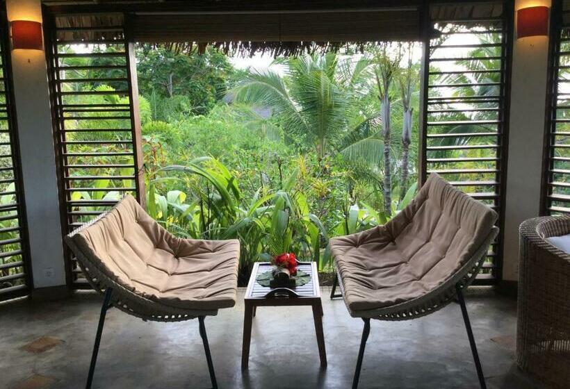 Majatalo Les Hibiscus Nosy Be