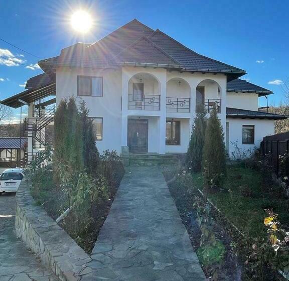 بنسيون Vila Platon