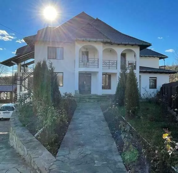 پانسیون Vila Platon