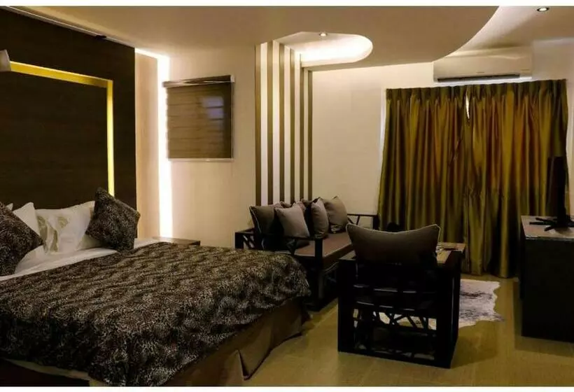 Safari Hotel And Villas Powered By Cocotel