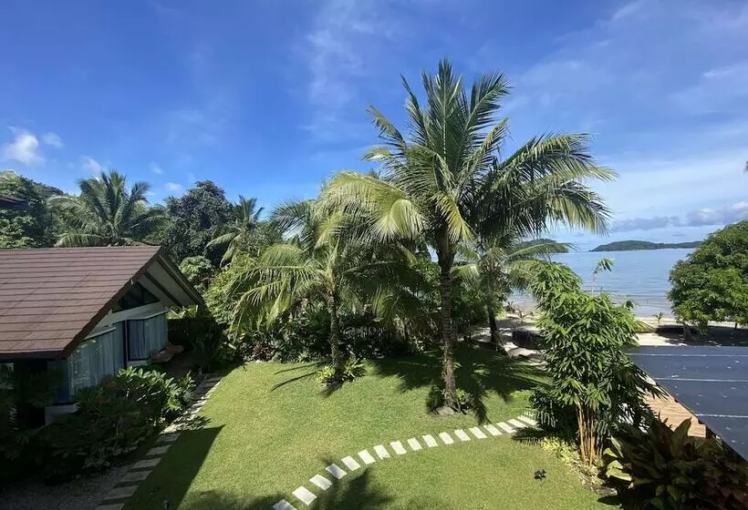 Amila Dive Beach Resort