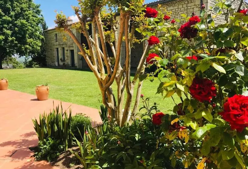 Aamiaismajoitus (B&B) Gîte Au Boom Coeur   Petit Déjeuner Inclus   Spa En Option