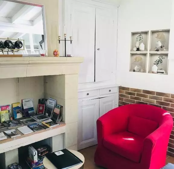 Aamiaismajoitus (B&B) Gîte Au Boom Coeur   Petit Déjeuner Inclus   Spa En Option