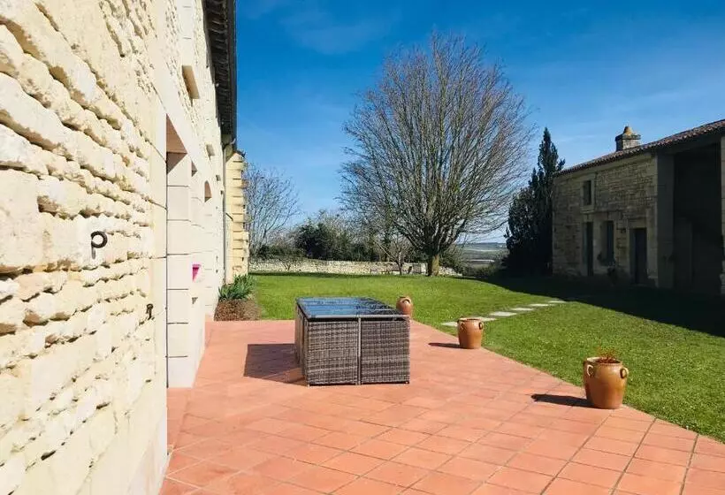 Aamiaismajoitus (B&B) Gîte Au Boom Coeur   Petit Déjeuner Inclus   Spa En Option