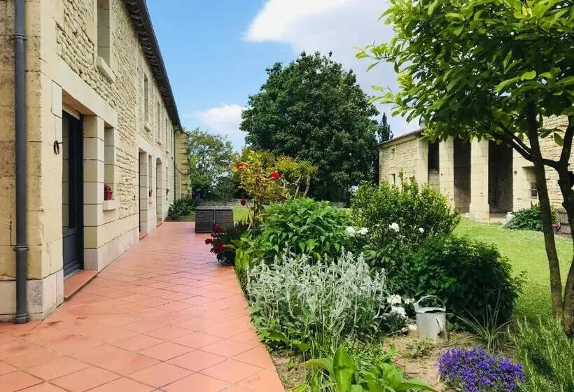 Aamiaismajoitus (B&B) Gîte Au Boom Coeur   Petit Déjeuner Inclus   Spa En Option