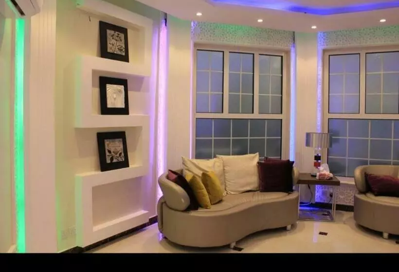 Hotelli منتجع الفهد