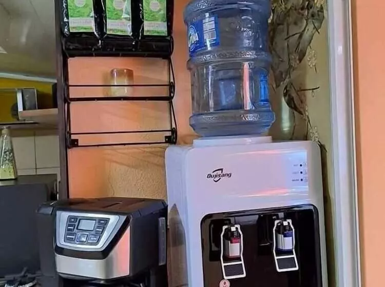 پانسیون Hostal Sol Y Luna   Hostel