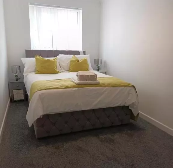ペンション Luxurious 4 Bed Adorable House In Willington