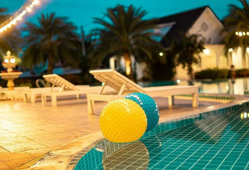 Resort ทรายทอง รีสอร์ท