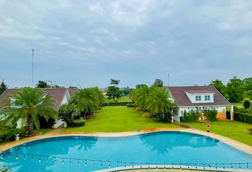 Resort ทรายทอง รีสอร์ท