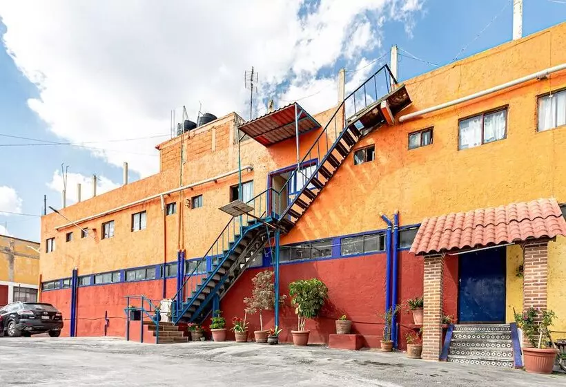 ホテル Ayenda Posada Santander