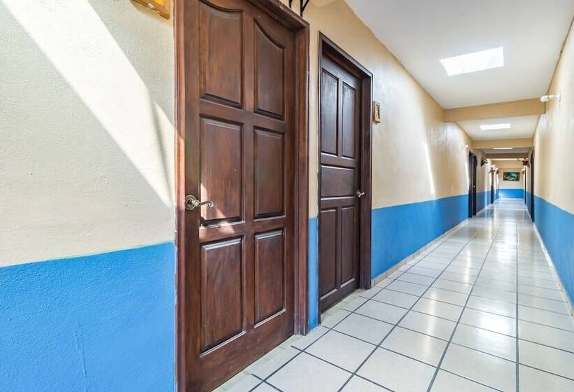 ホテル Ayenda Posada Santander