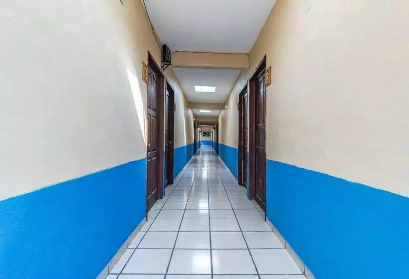 ホテル Ayenda Posada Santander