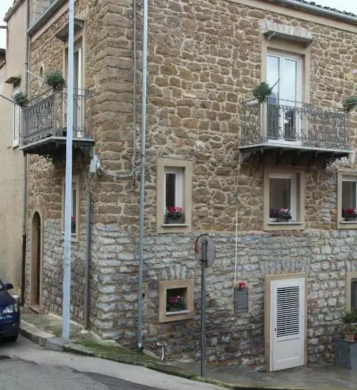 Majatalo Chiarastella Rooms