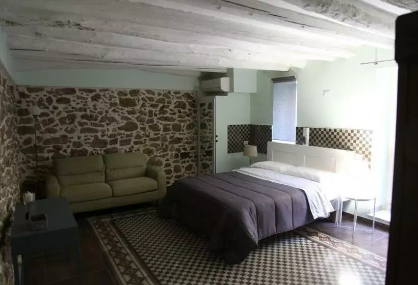 Majatalo Chiarastella Rooms