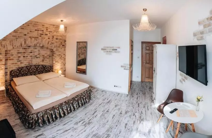 Majatalo Kastély Gróf Zichy