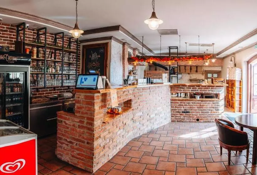 Majatalo Kastély Gróf Zichy