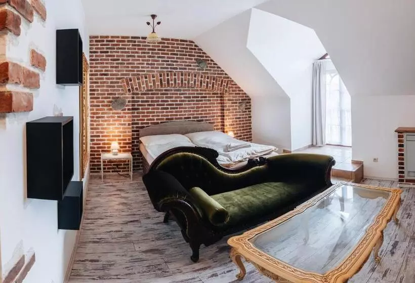 Majatalo Kastély Gróf Zichy