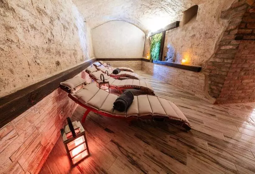 Majatalo Kastély Gróf Zichy