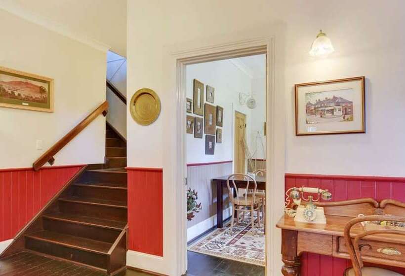 مبيت وإفطار Redcliffe House