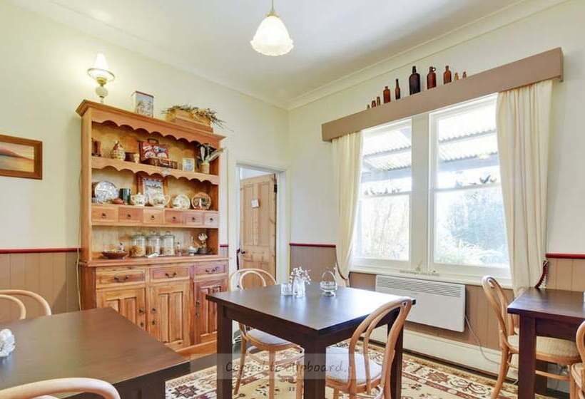 مبيت وإفطار Redcliffe House